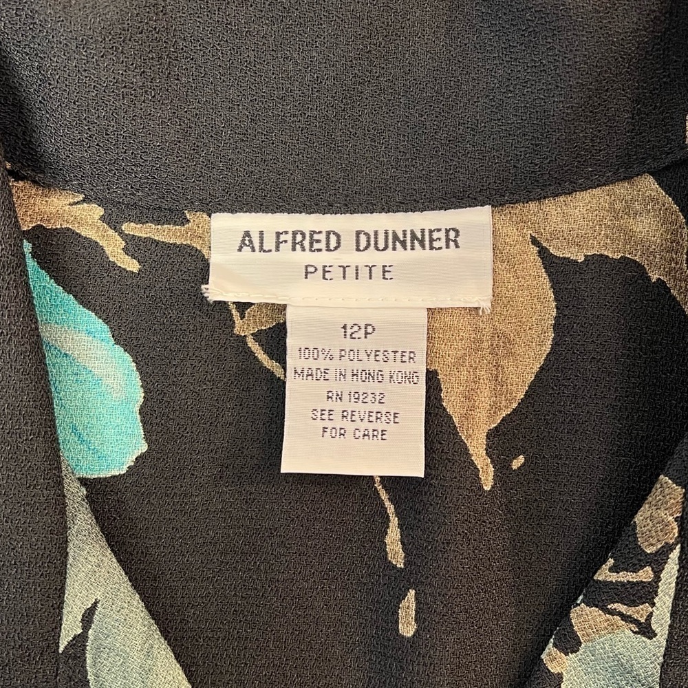 Alfred Dunner 100% Polyester Women's Button Blouse Petite Size 12P - Picture 5 of 6